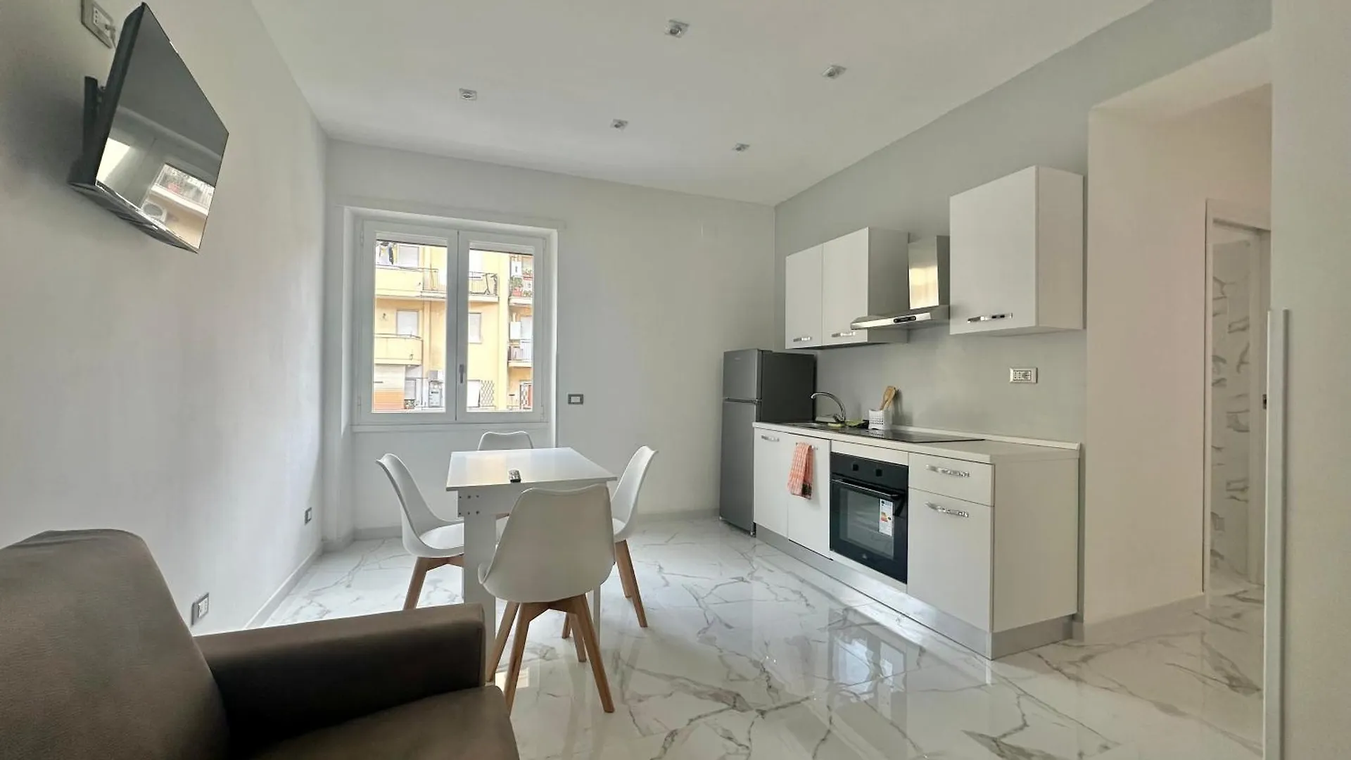 Apartment Houses Of Rome